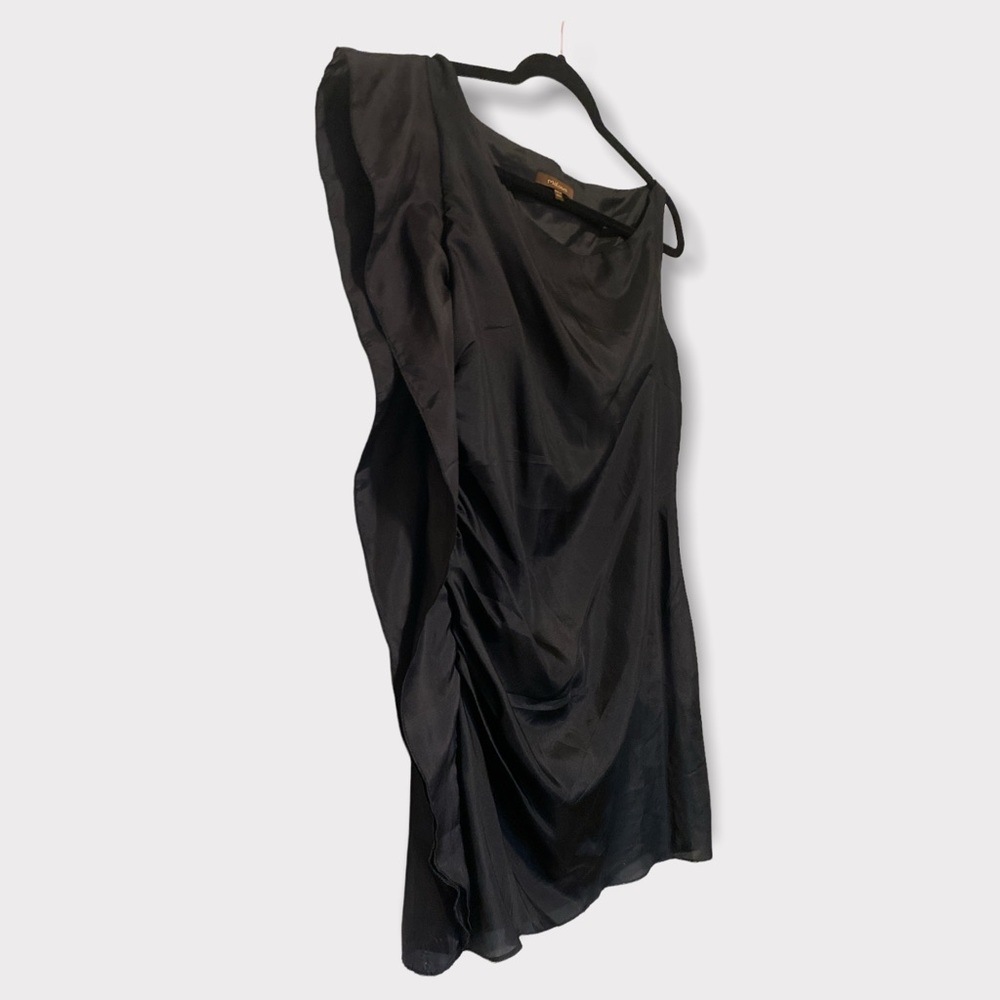 The perfect LBD. Maloom made in Korea. Size says 12 but is more a 6